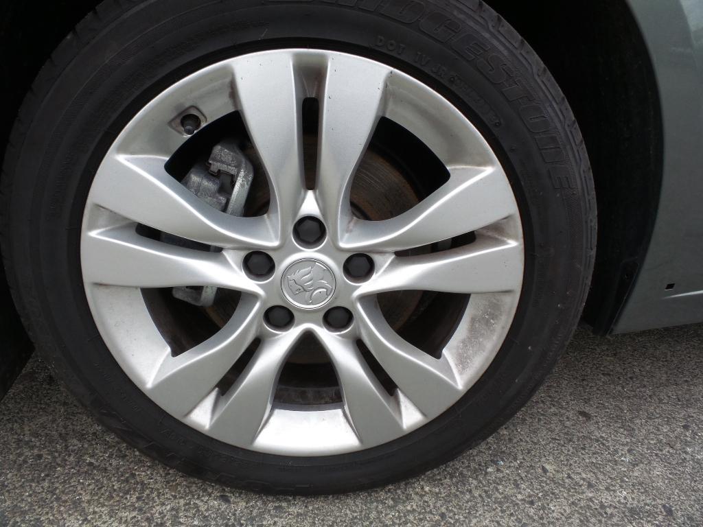 Holden Cruze - 2009-Present