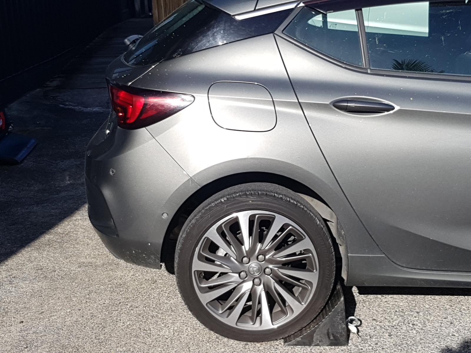 Holden Astra - J 2009-Present