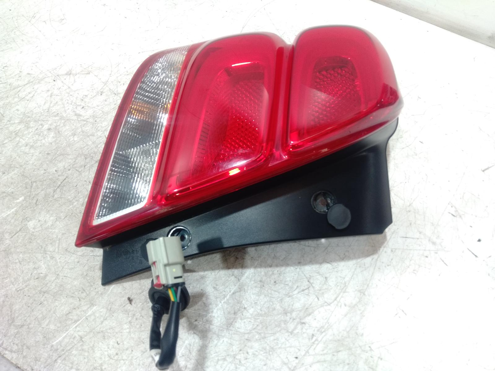 Left Taillight