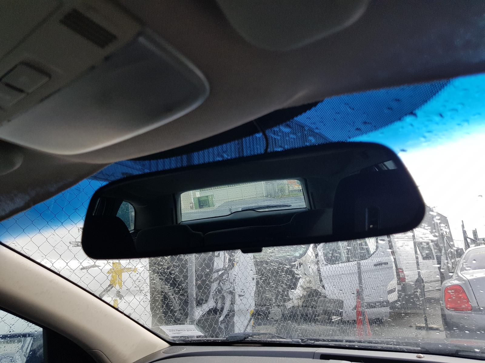 Holden Commodore - VE Omega 06-