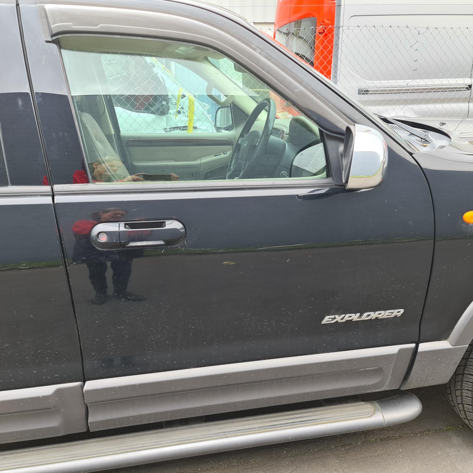 Ford Explorer - UT 2005-2007