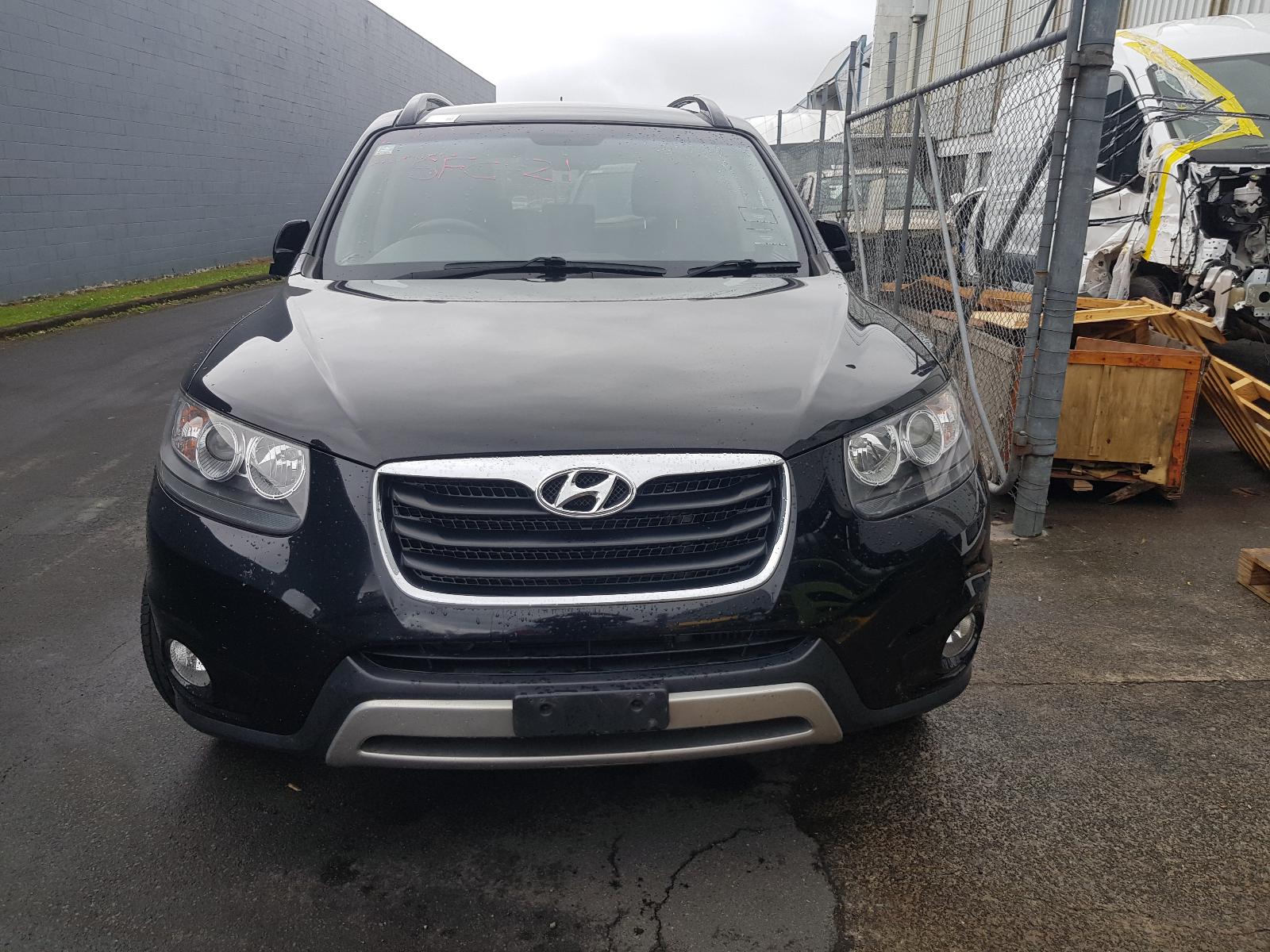 Hyundai Santa Fe - 2006-2012
