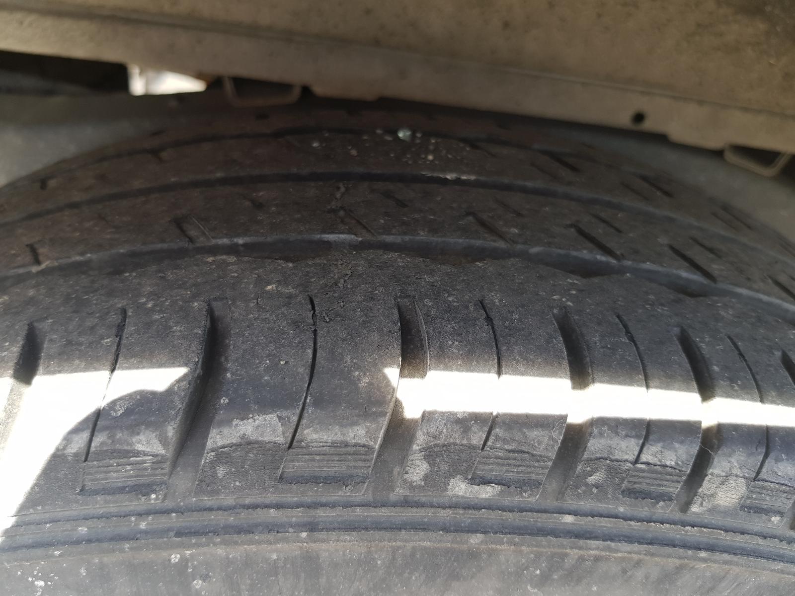 Ford Courier - UT 2005-2006