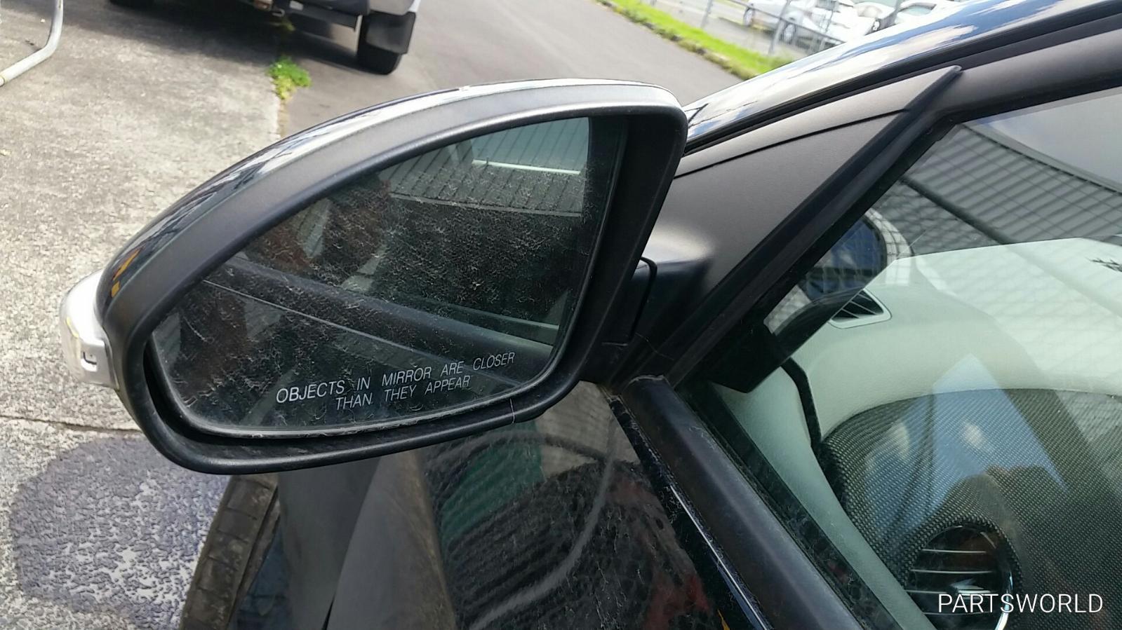 Holden Cruze - 2009-Present