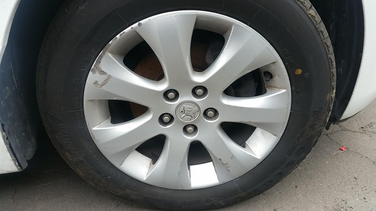 Holden Cruze - 2009-Present