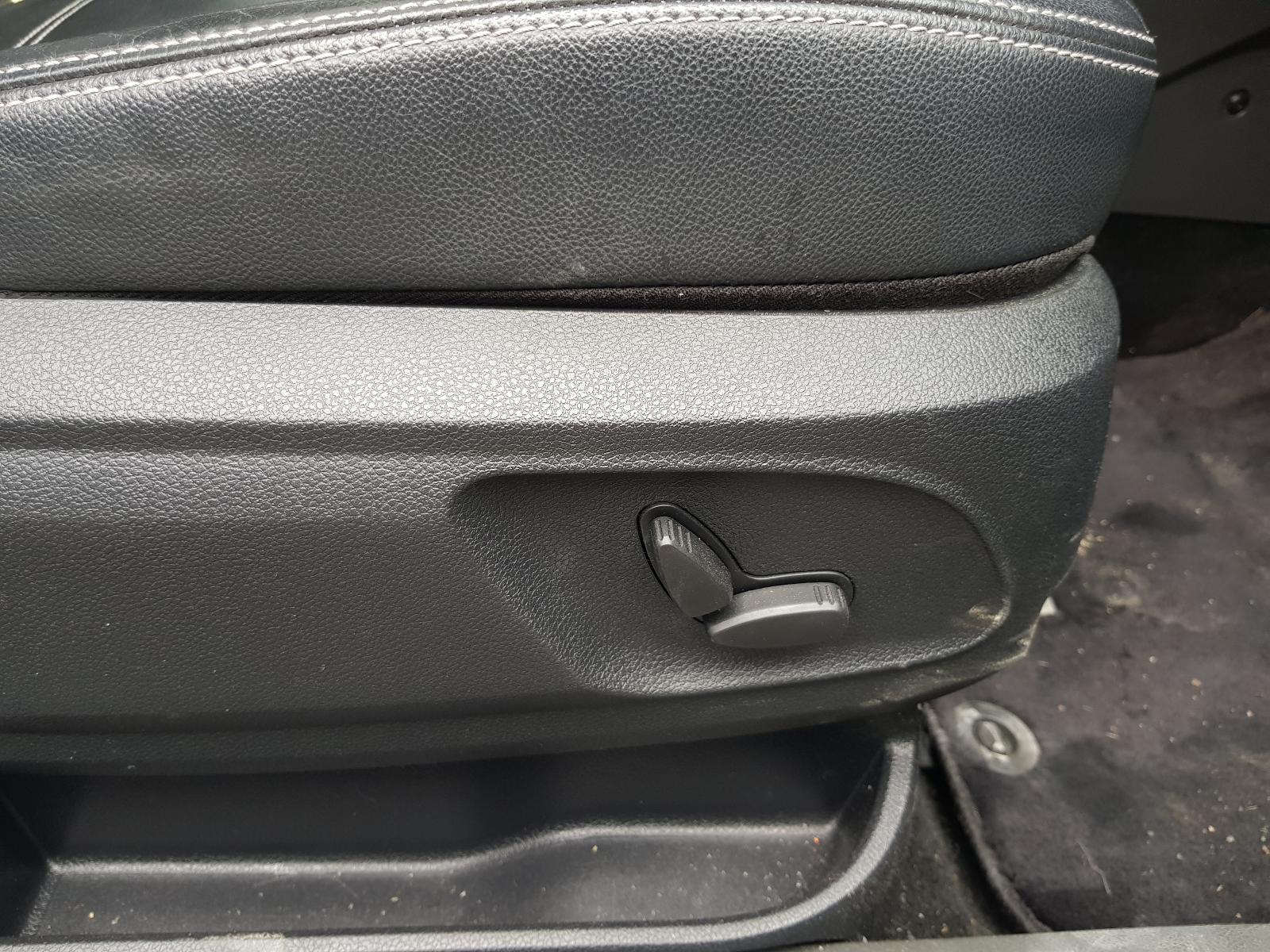 Ford Kuga - TE 2012-2013