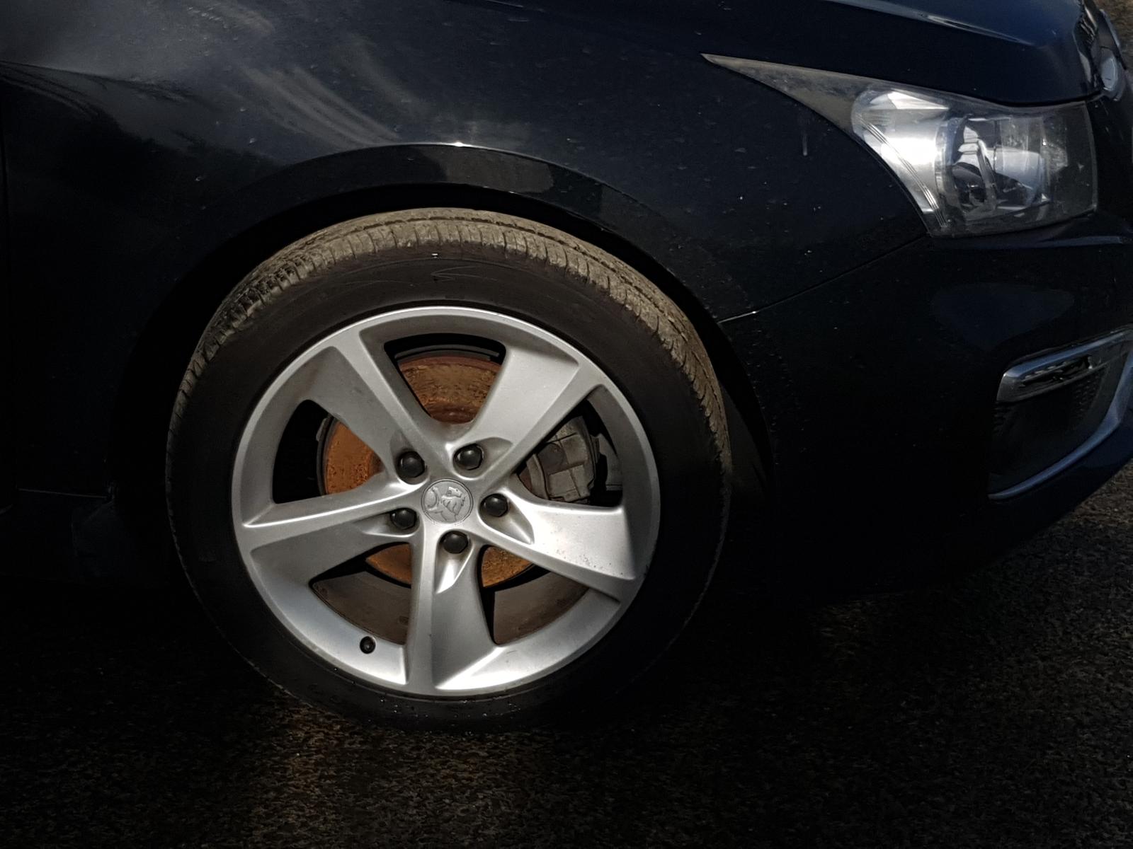 Holden Cruze - 2009-Present