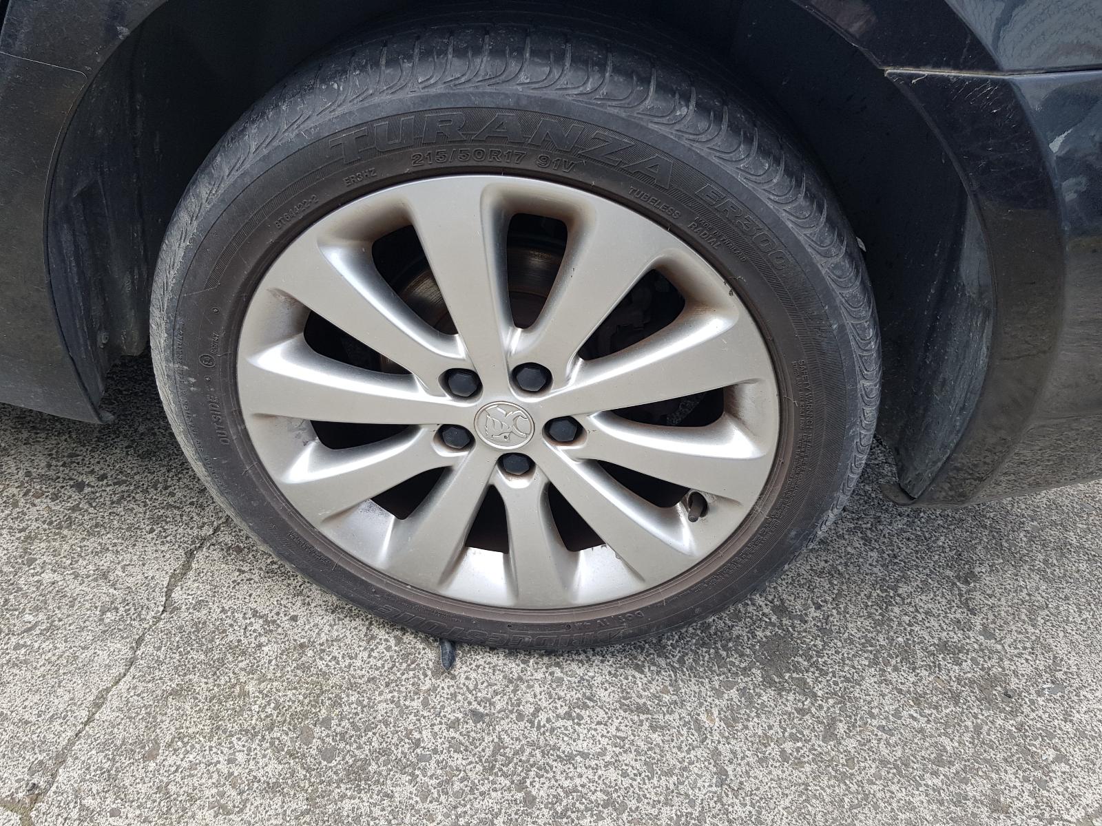 Holden Cruze - 2009-Present