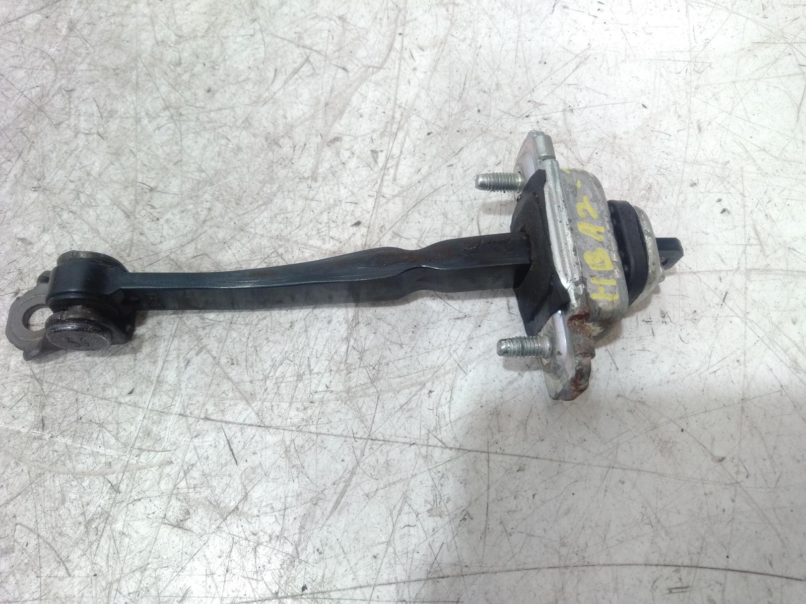 Door Hinge Runner