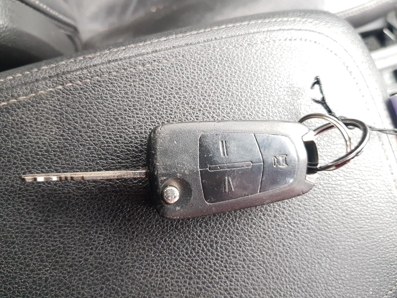 Holden Captiva - Captiva 7 2011-Present