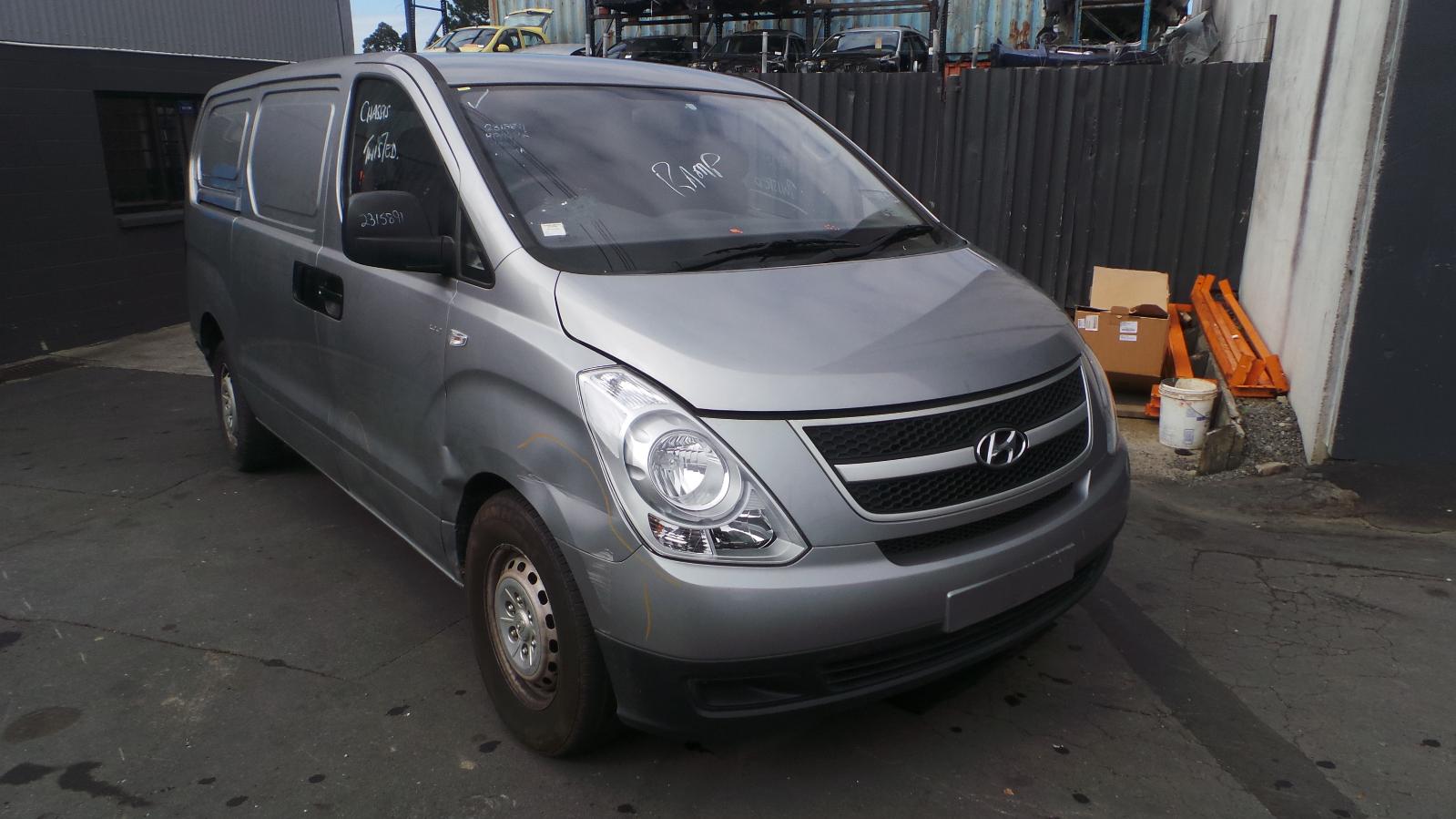 Hyundai H1 Van - 2008-2016