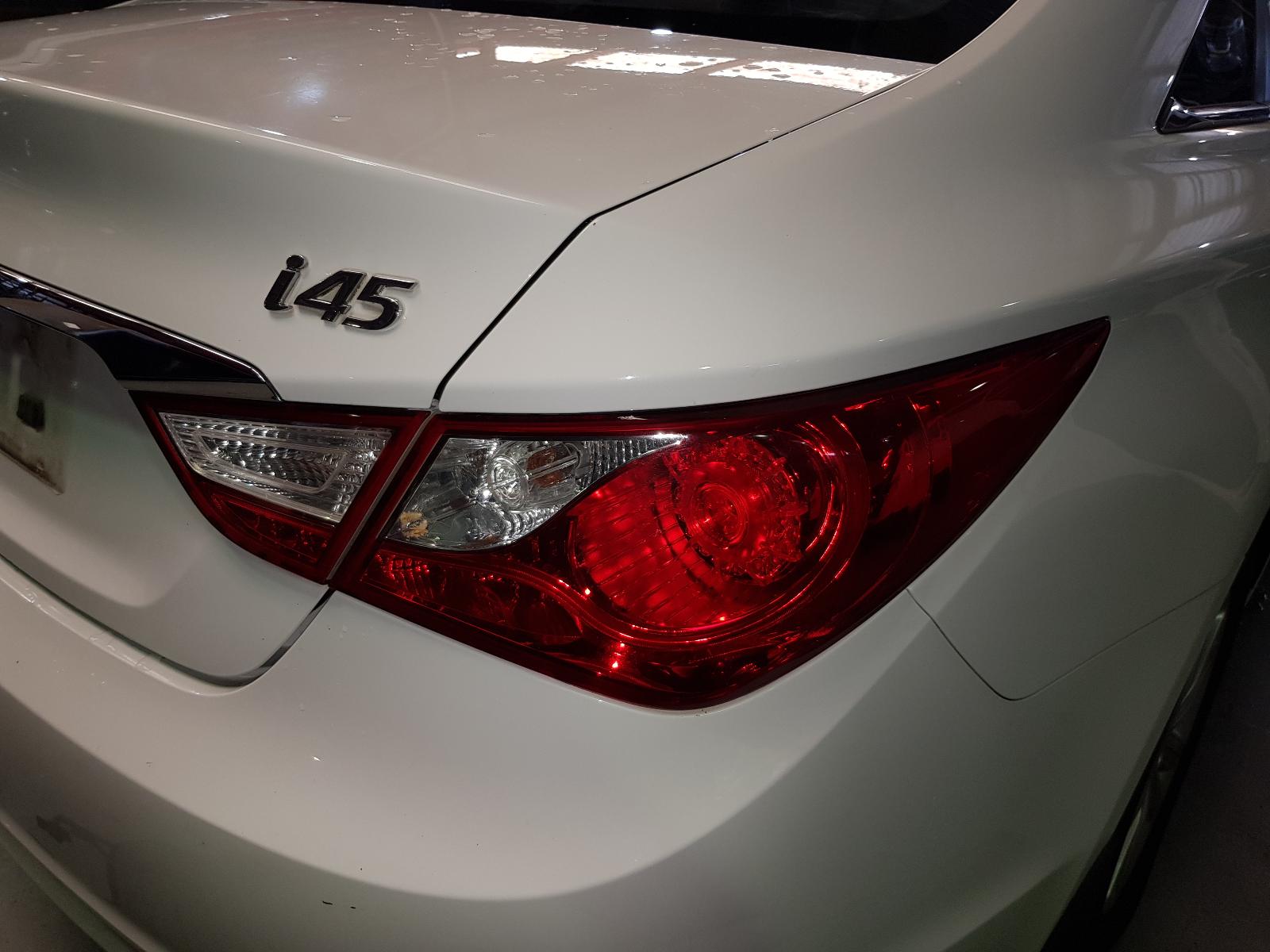 Hyundai i45 - 2010-2013