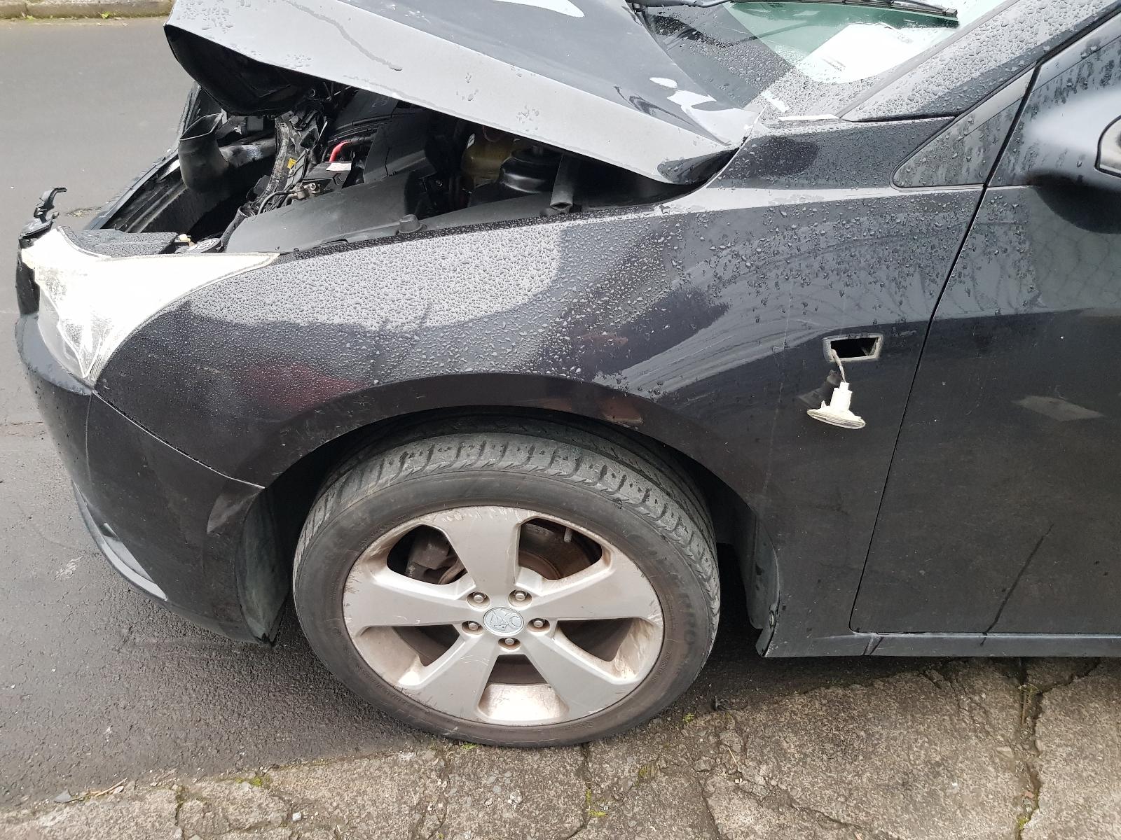 Holden Cruze - 2009-Present