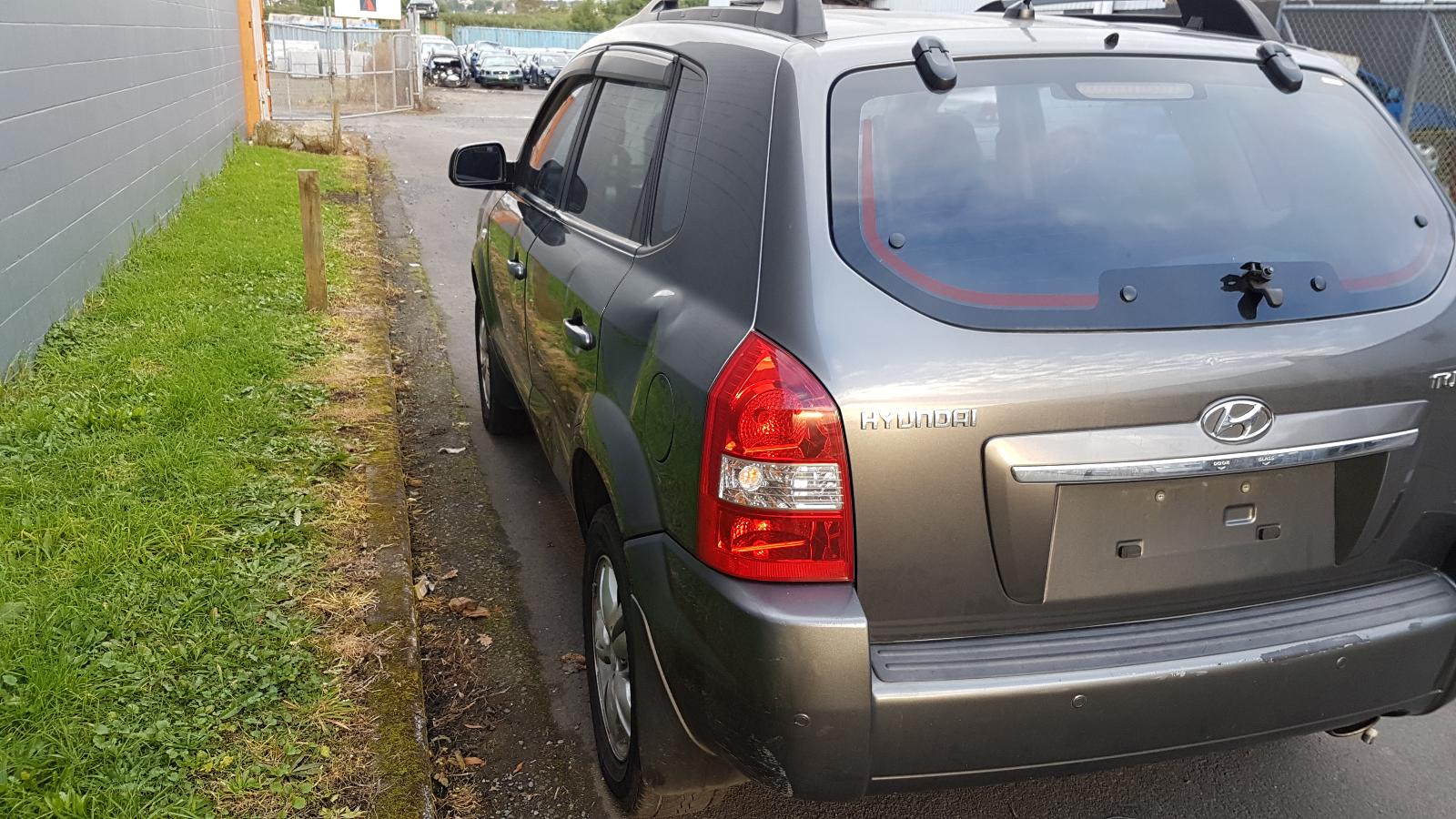 Hyundai Tucson - JN81 2004-2010