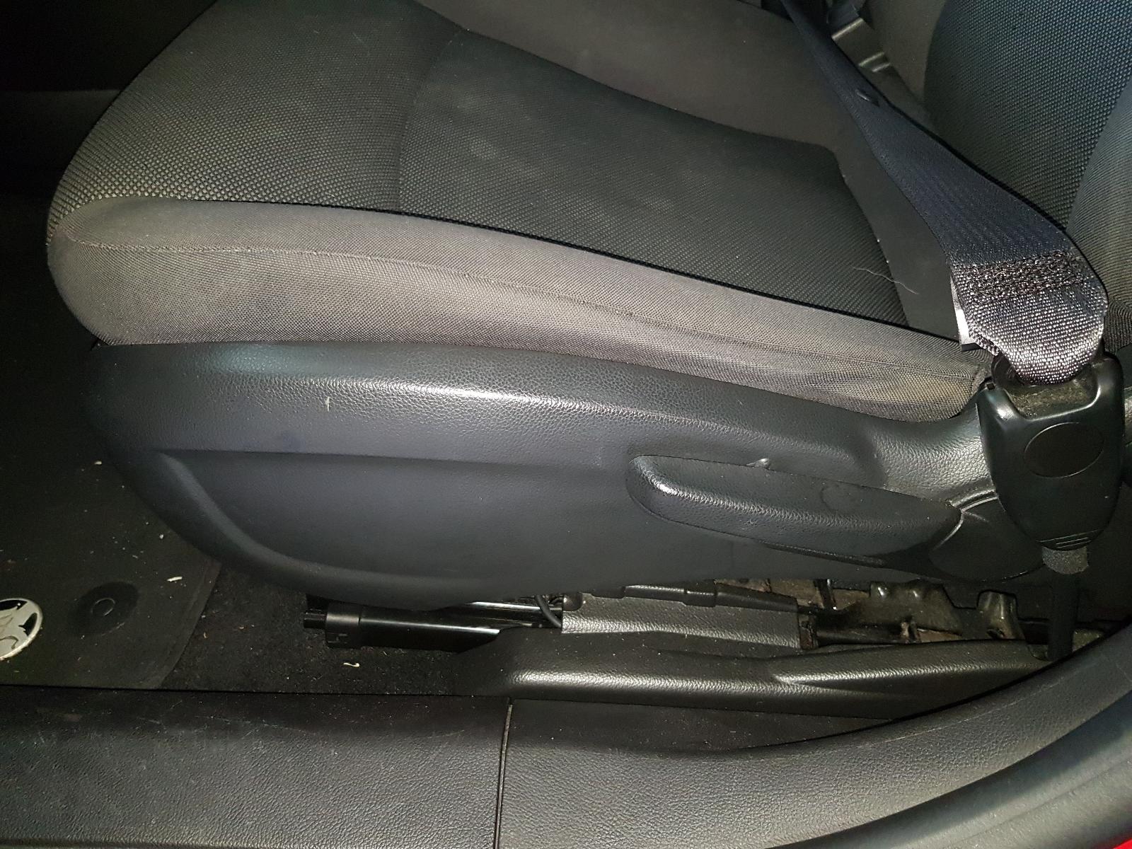 Holden Cruze - 2009-Present