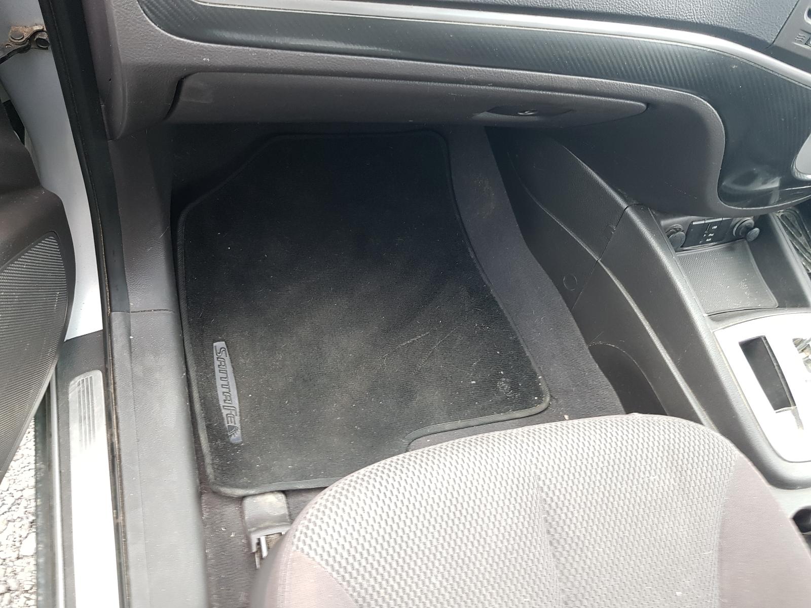 Hyundai Santa Fe - 2006-2012