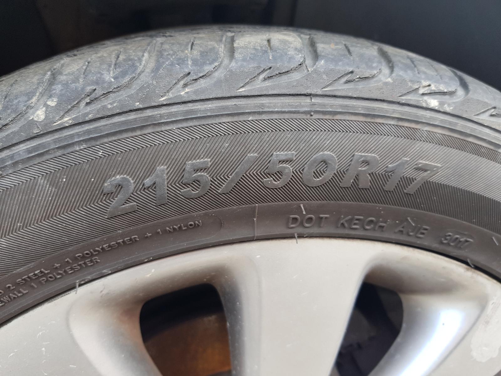 Holden Cruze - 2009-Present