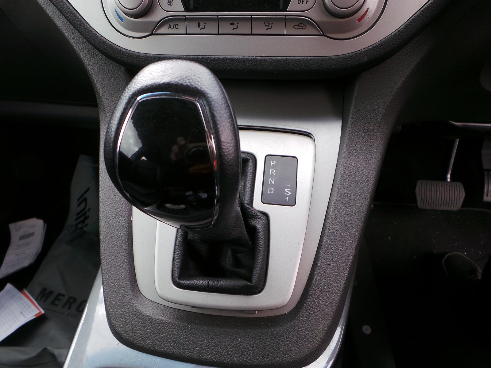 Ford Kuga - TE 2012-2013