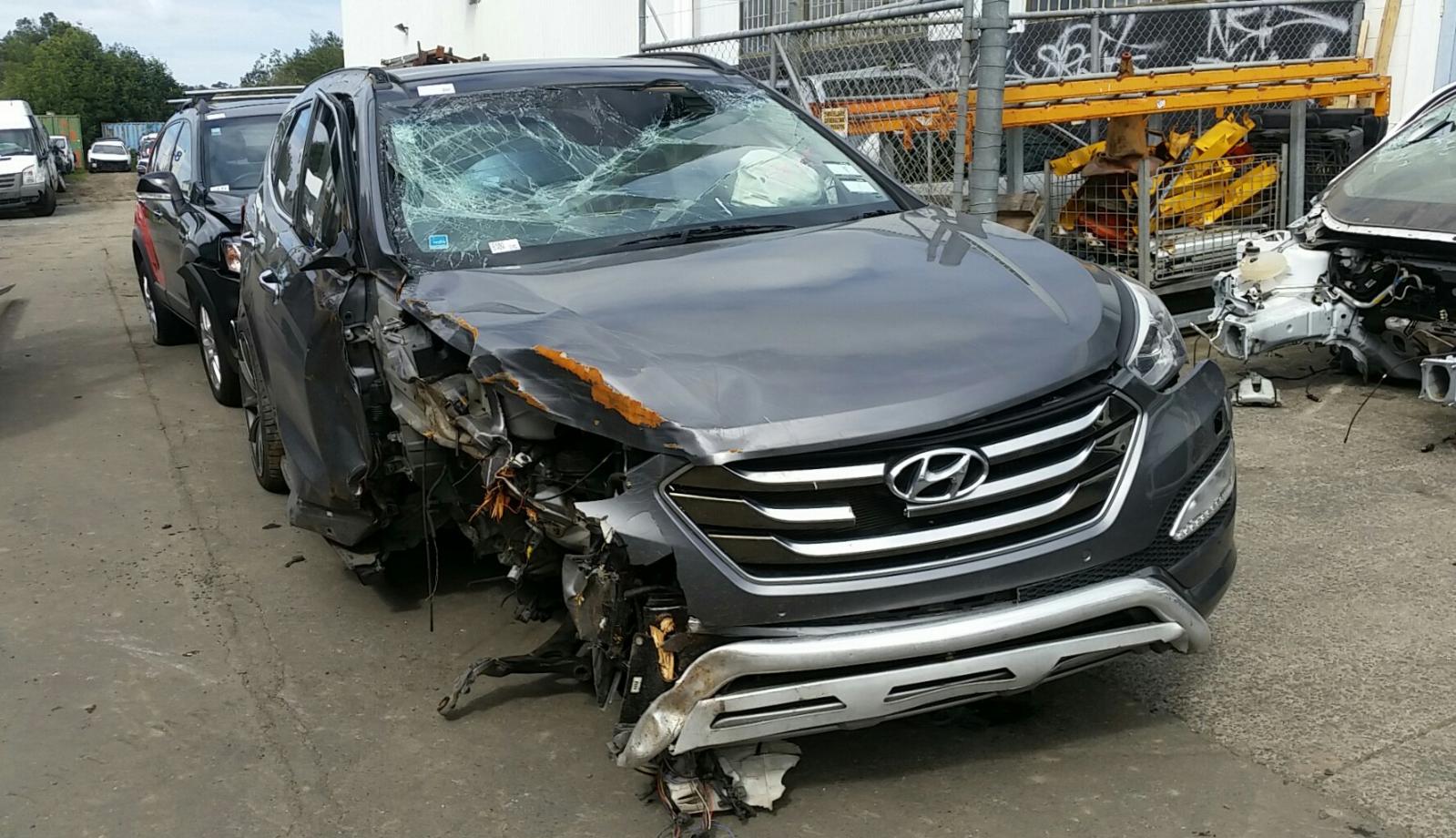 Hyundai Santa Fe - 2013-Present