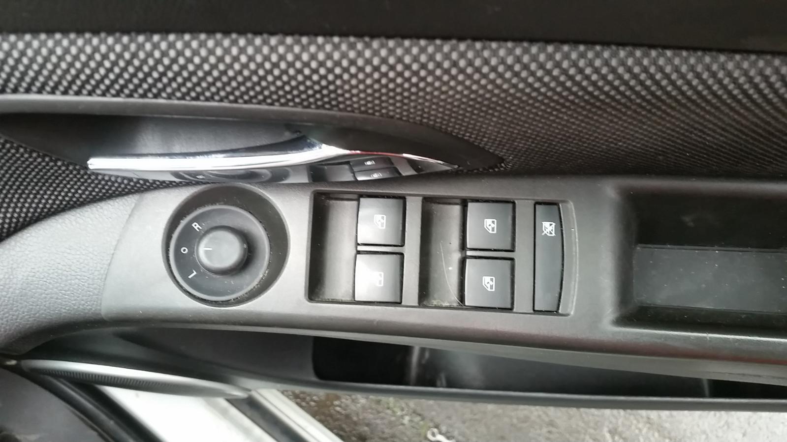 Holden Cruze - 2009-Present