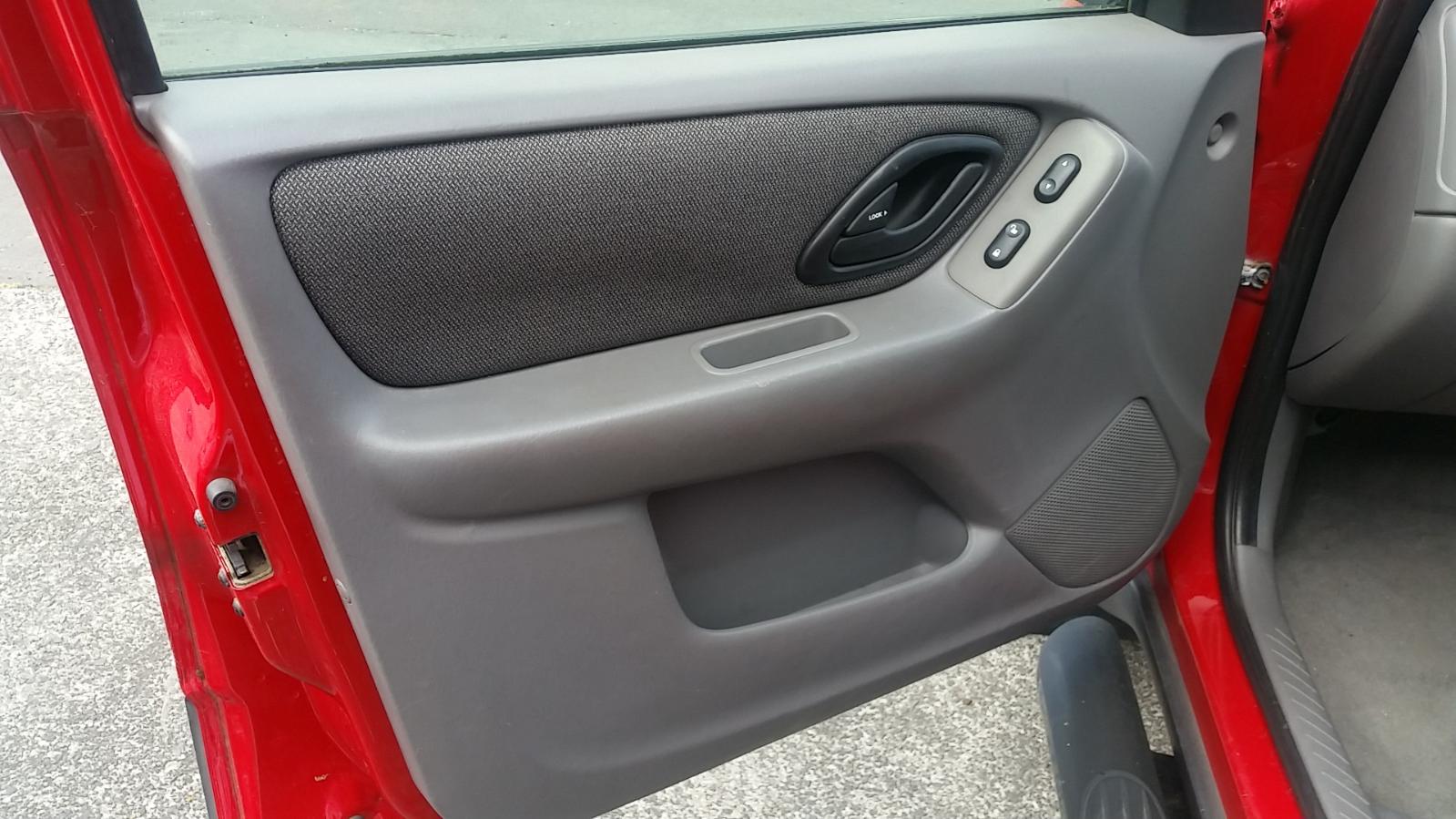 Ford Escape - EP 2001-2003