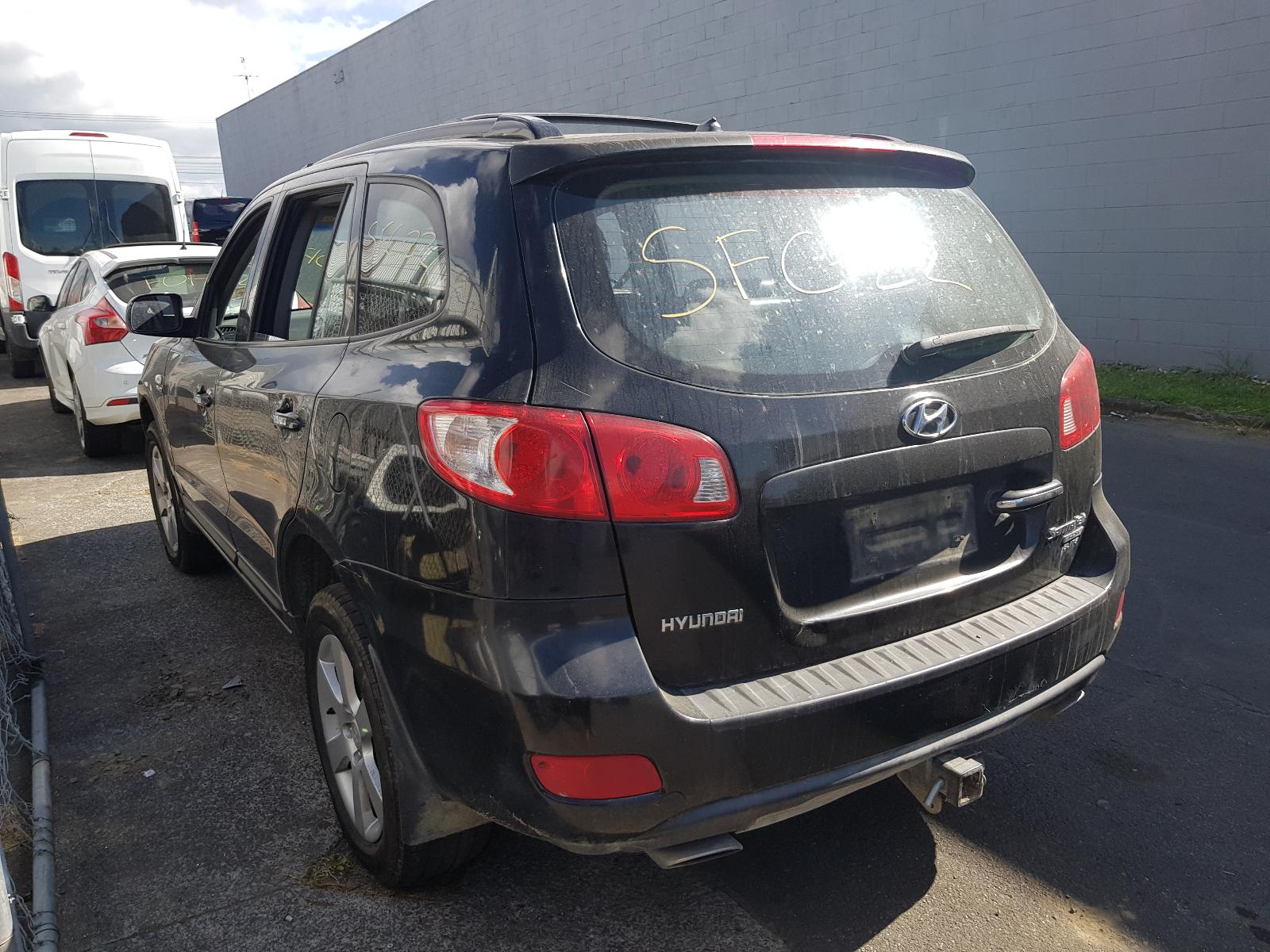 Hyundai Santa Fe - 2006-2012