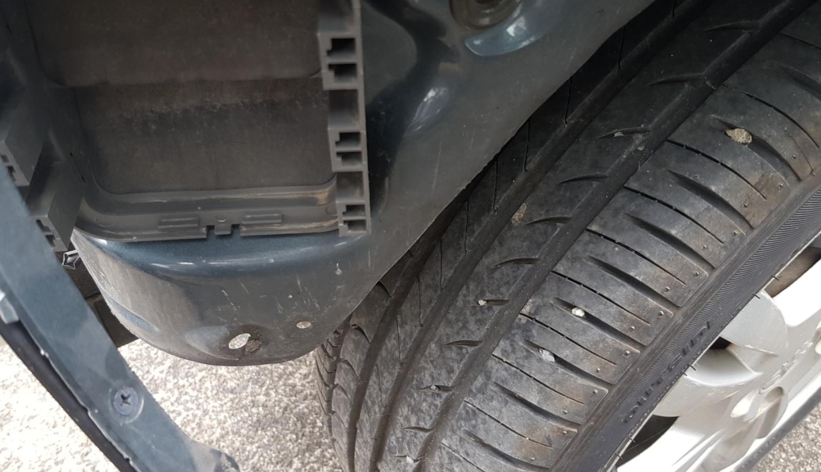 Holden Barina - TK 05-11