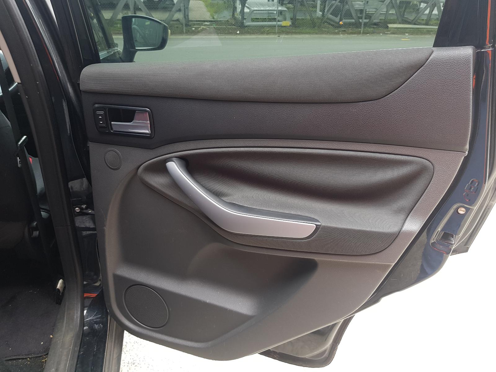 Ford Kuga - TE 2012-2013