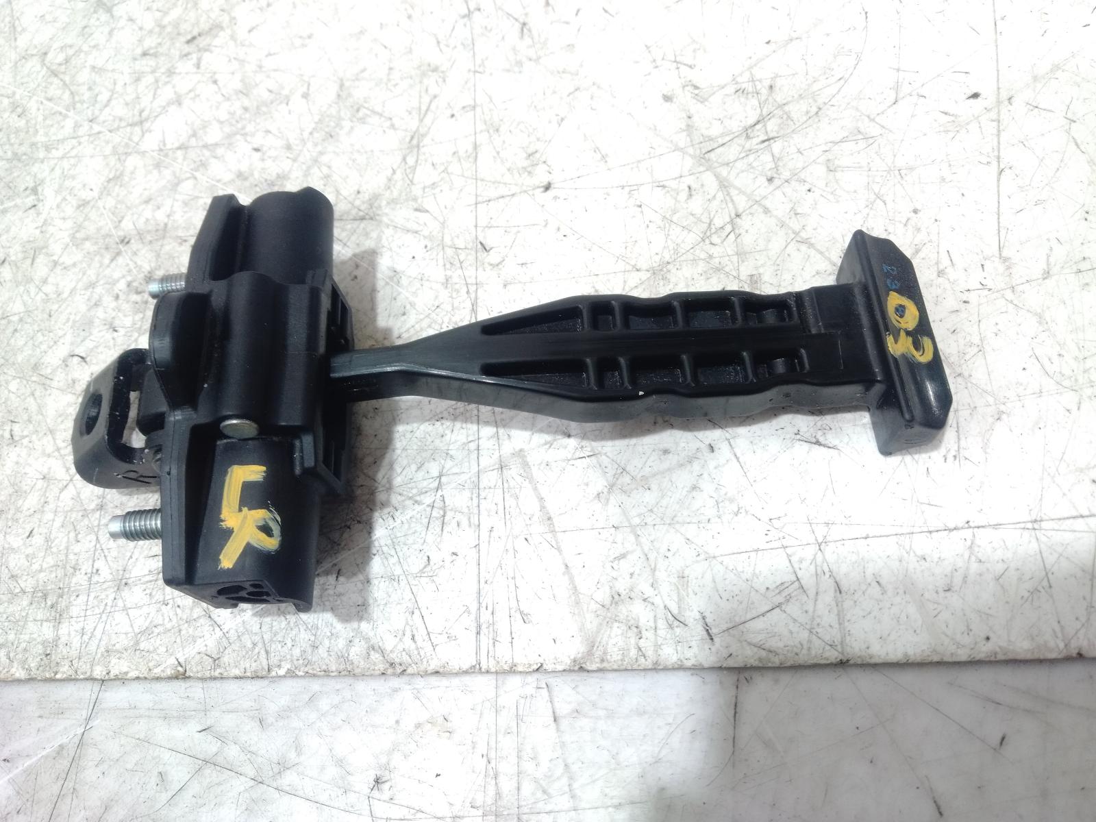 Door_Hinge_Runner