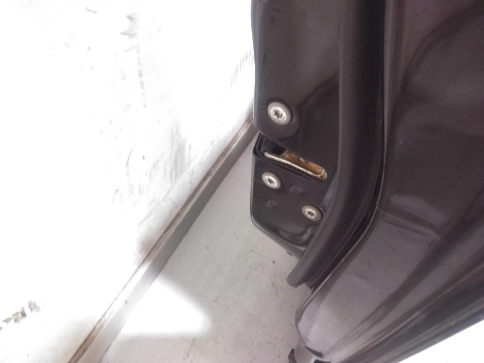 Right_Front_Door