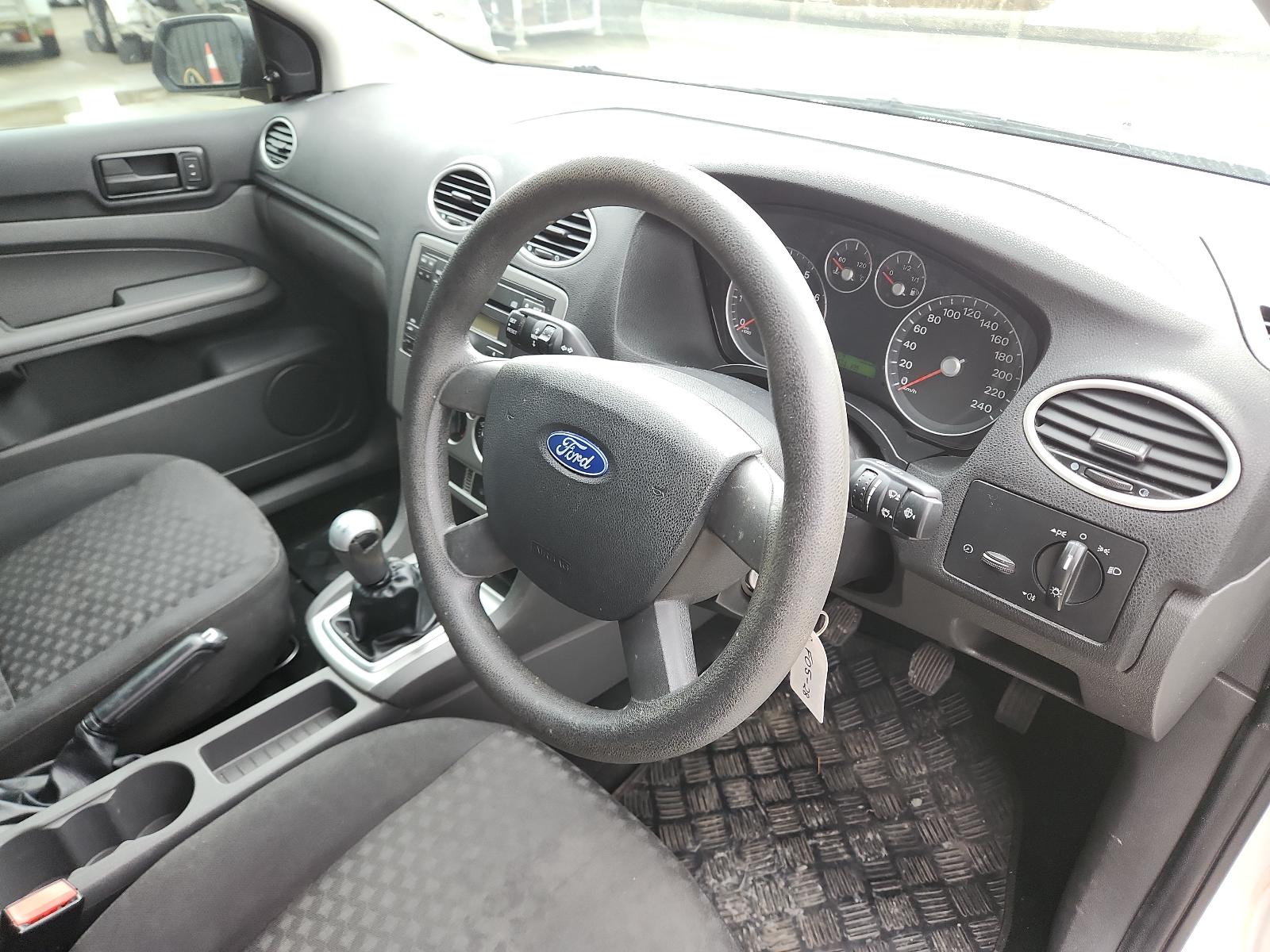 Ford Focus - LS 2005-2007