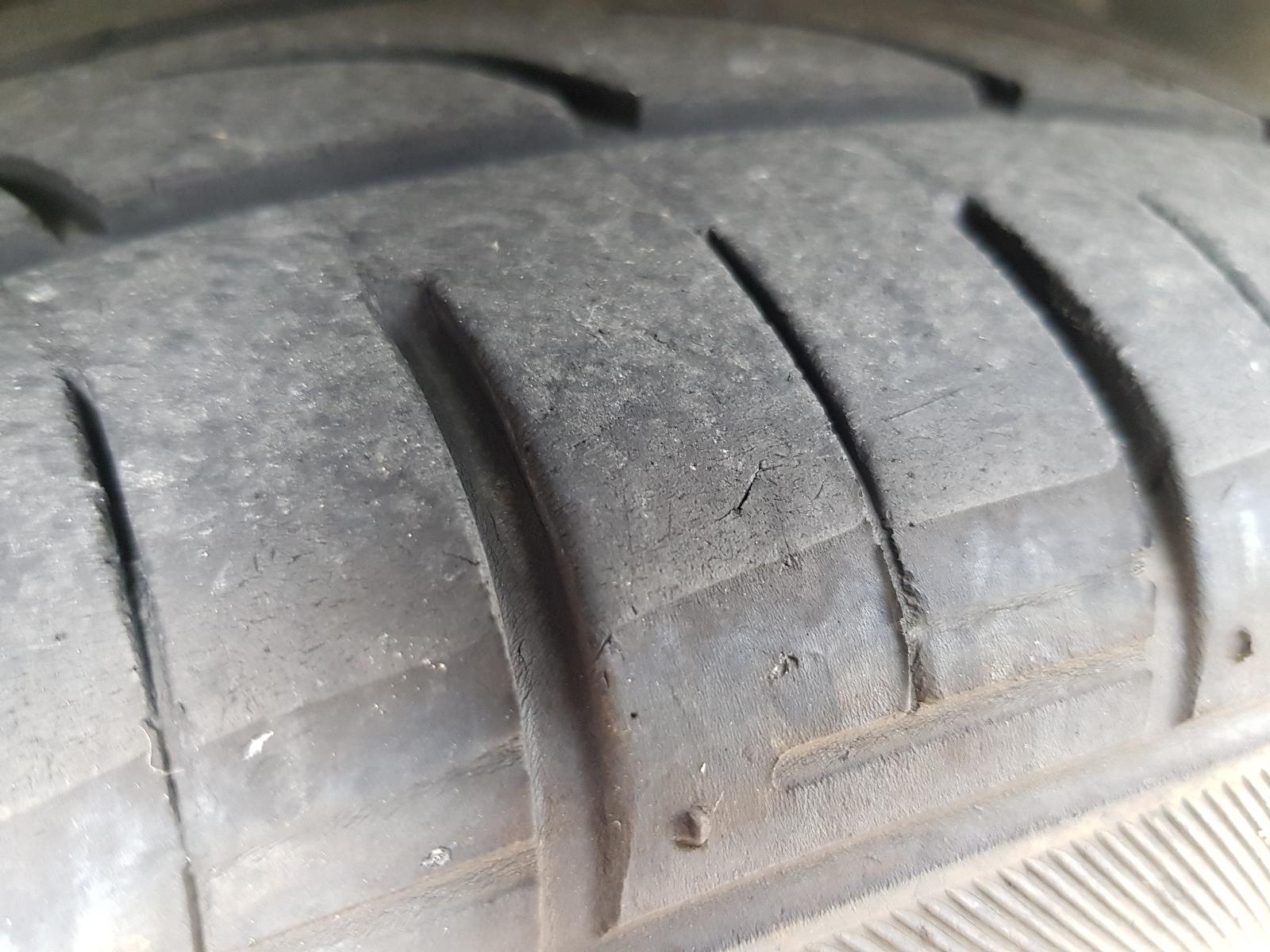 Holden Cruze - 2009-Present