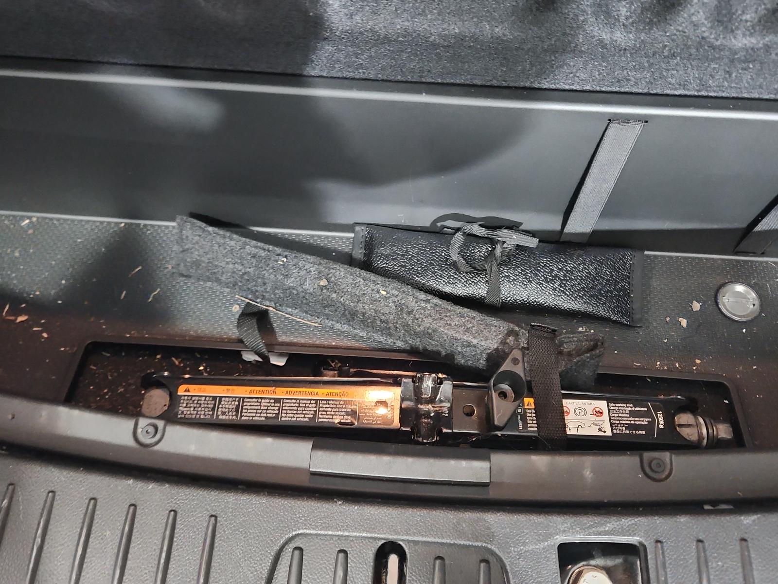 Holden Captiva - Captiva 7 2011-Present