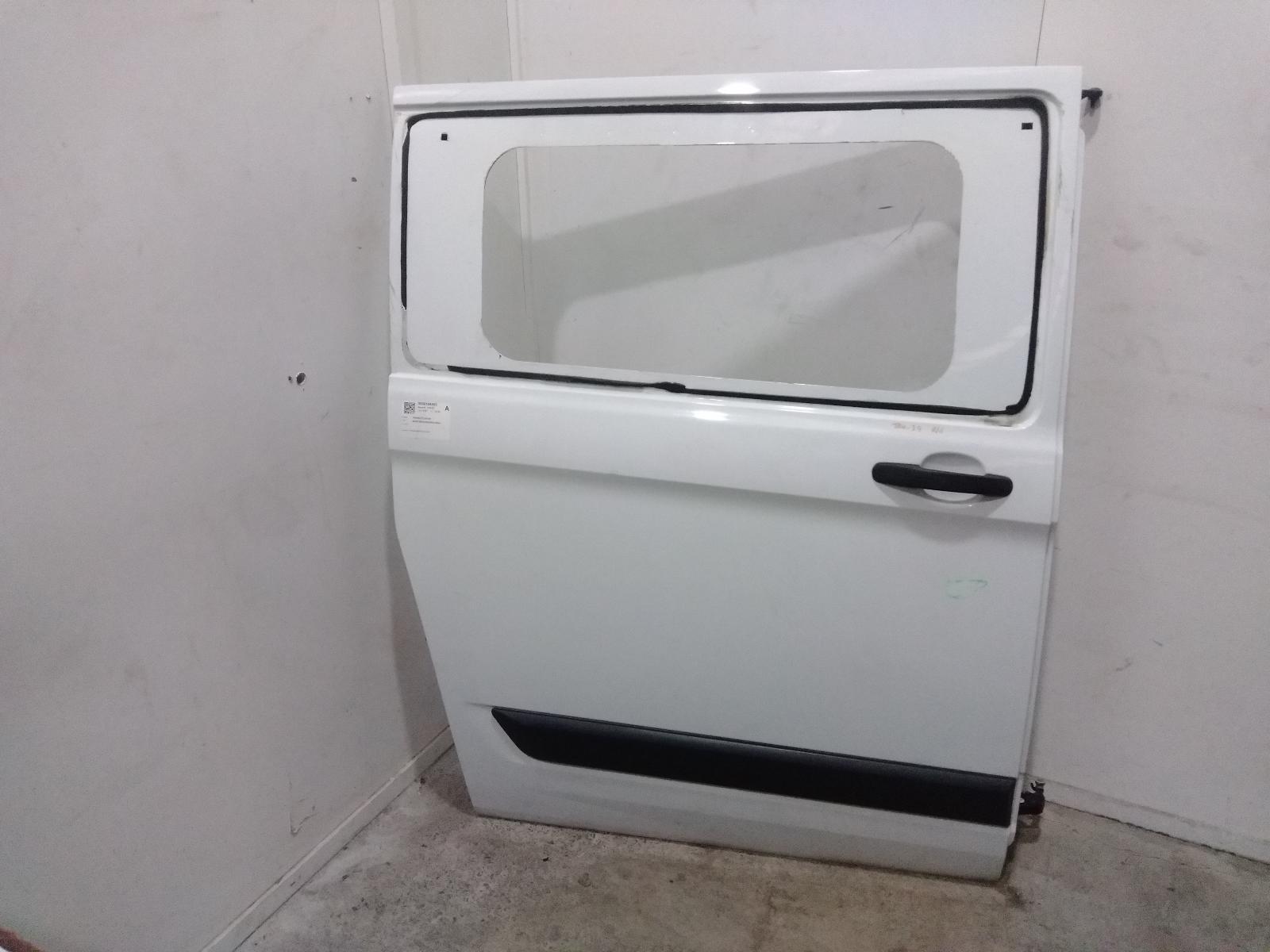 Right_Rear_Door_Sliding