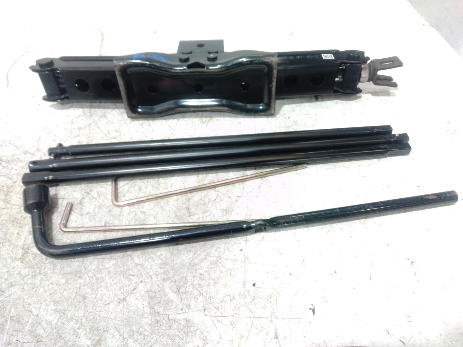 Jack Tool Kit