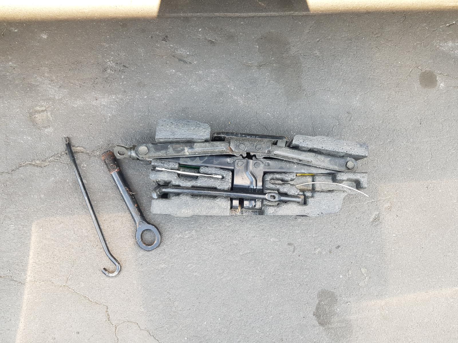 Hyundai Santa Fe - 2006-2012