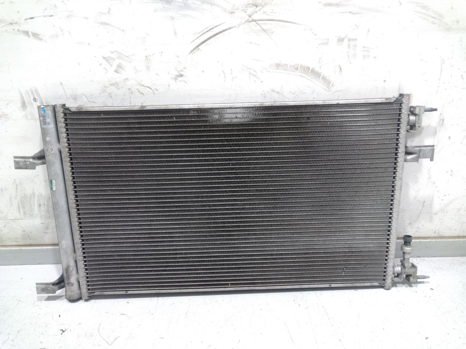 A_C_Condenser