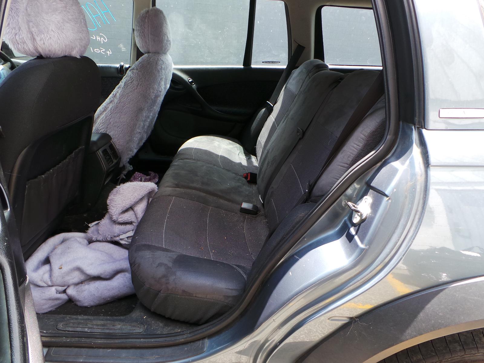 Holden Adventra - VZ 2005-2007