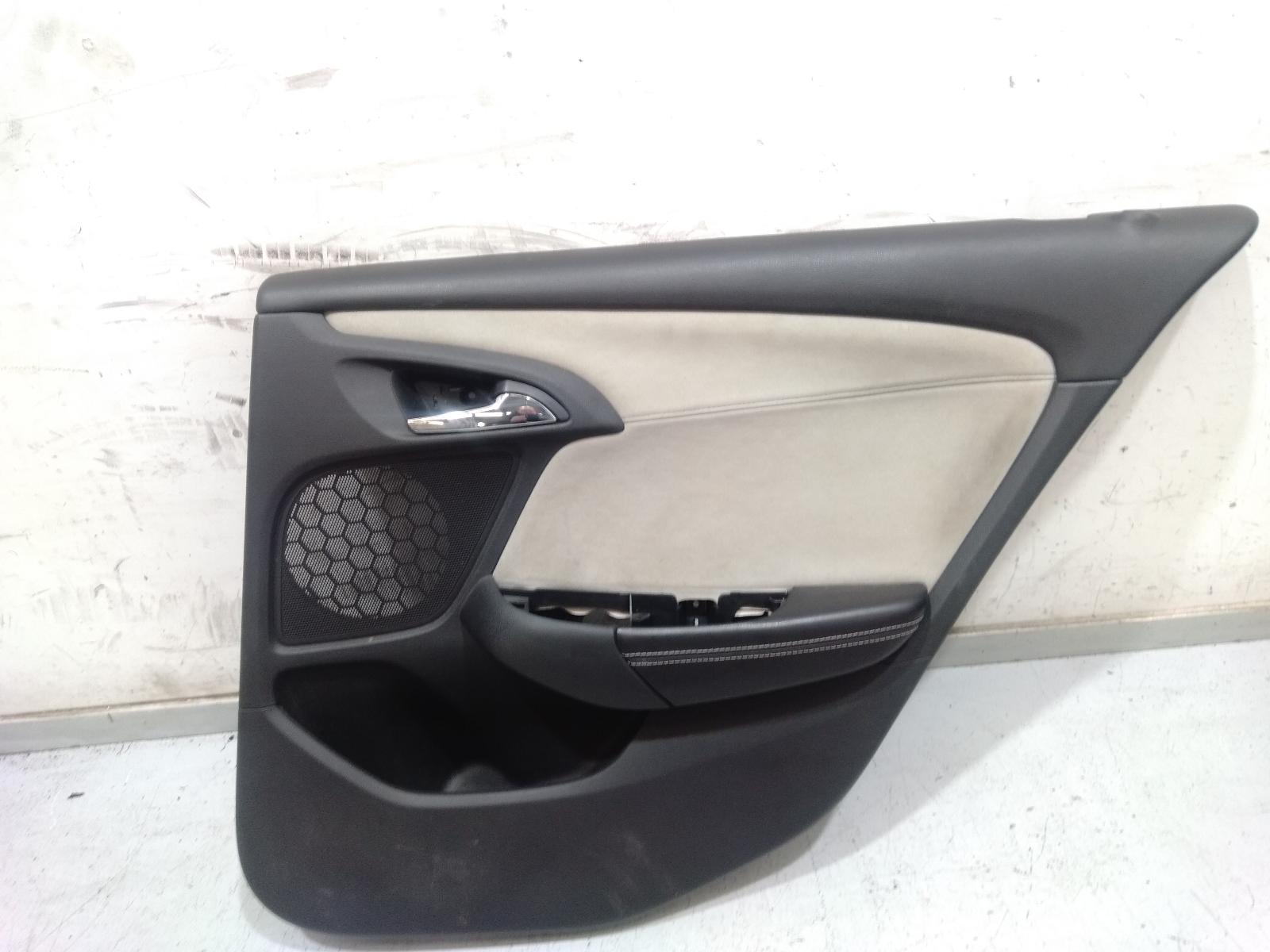 Door_Trim