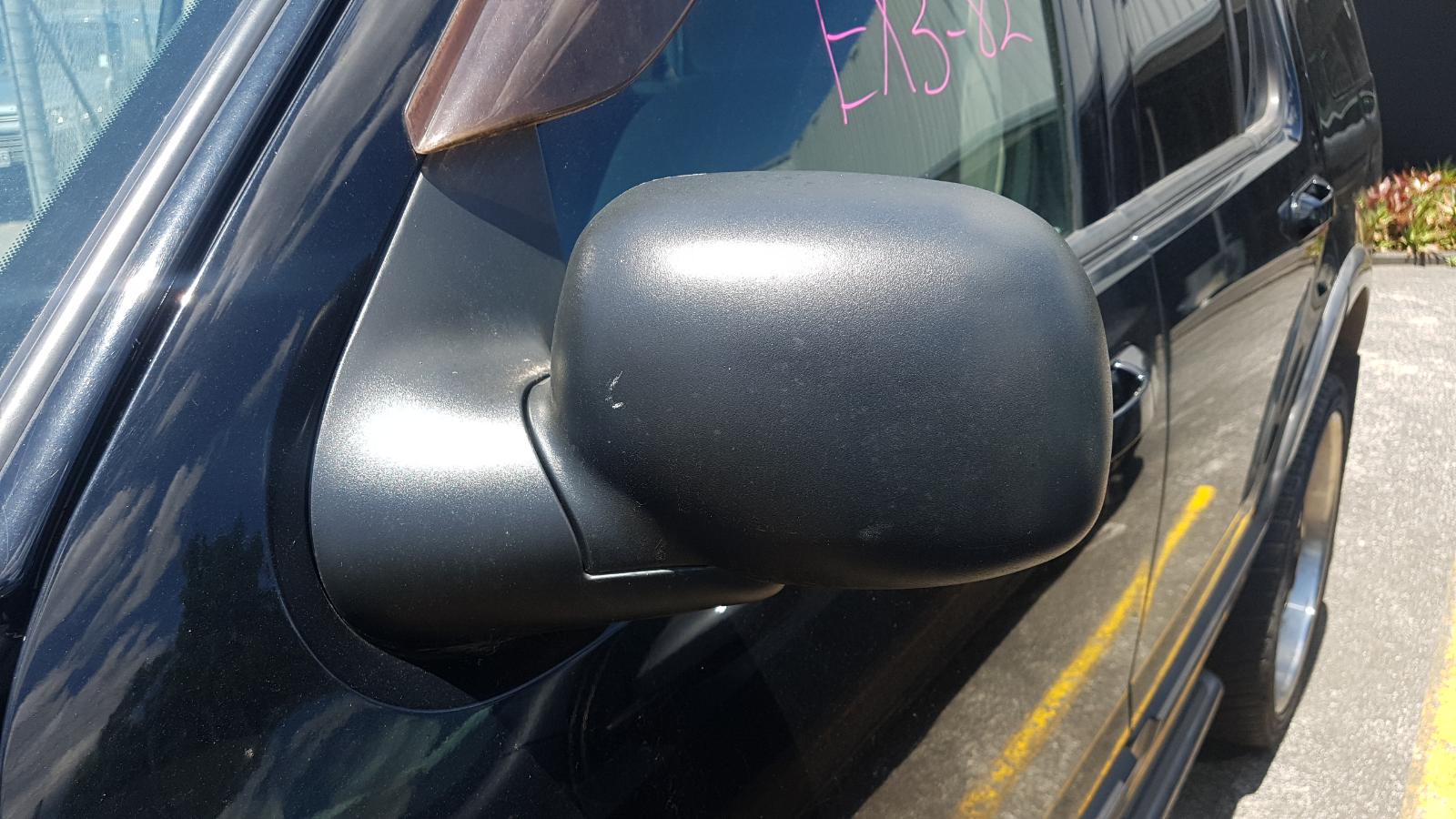 Ford Explorer - UT 2001-2005