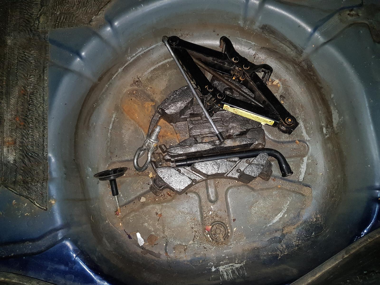 Ford Focus - LT-LV 2008-2011