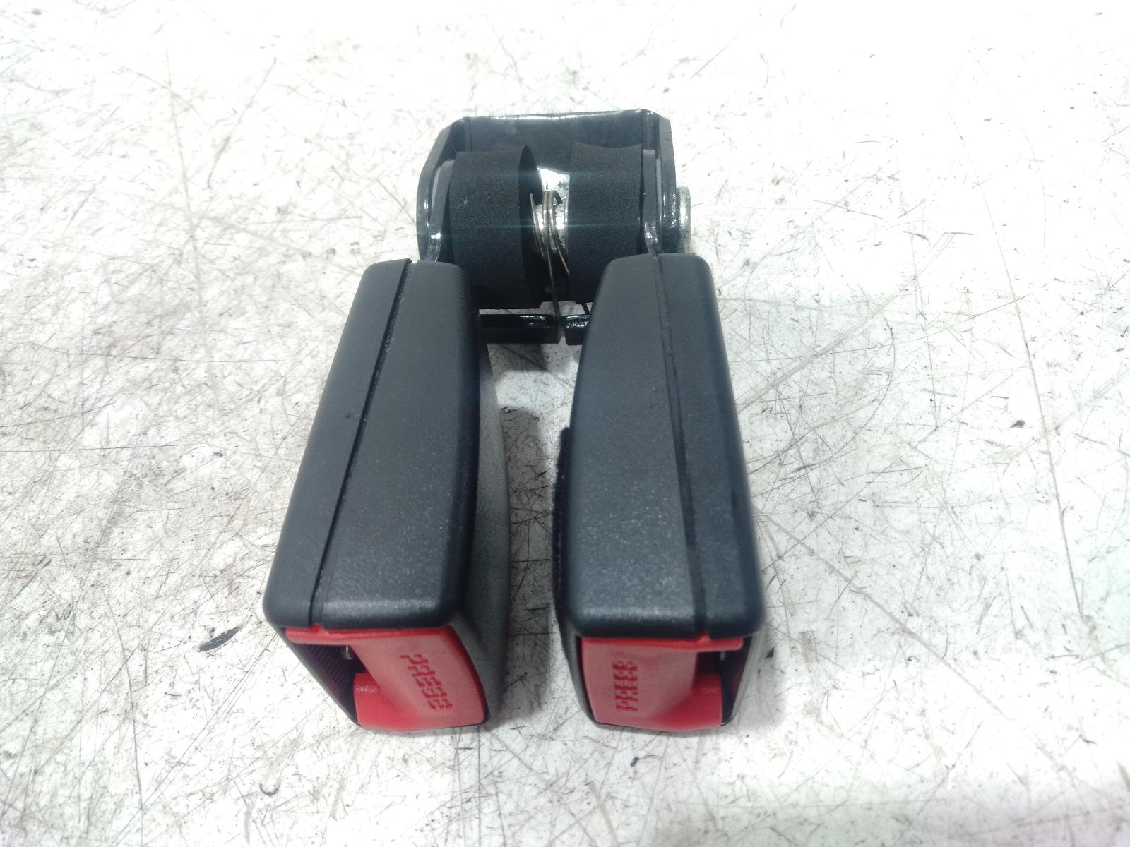 Seat_Belt_Stalk