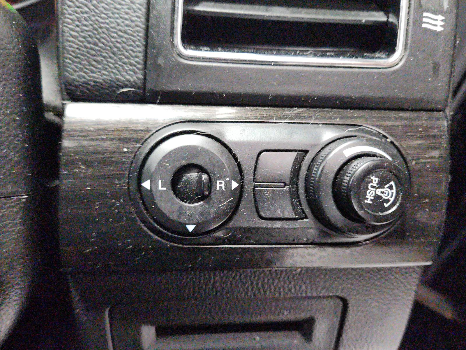 Holden Captiva - Captiva 7 2011-Present