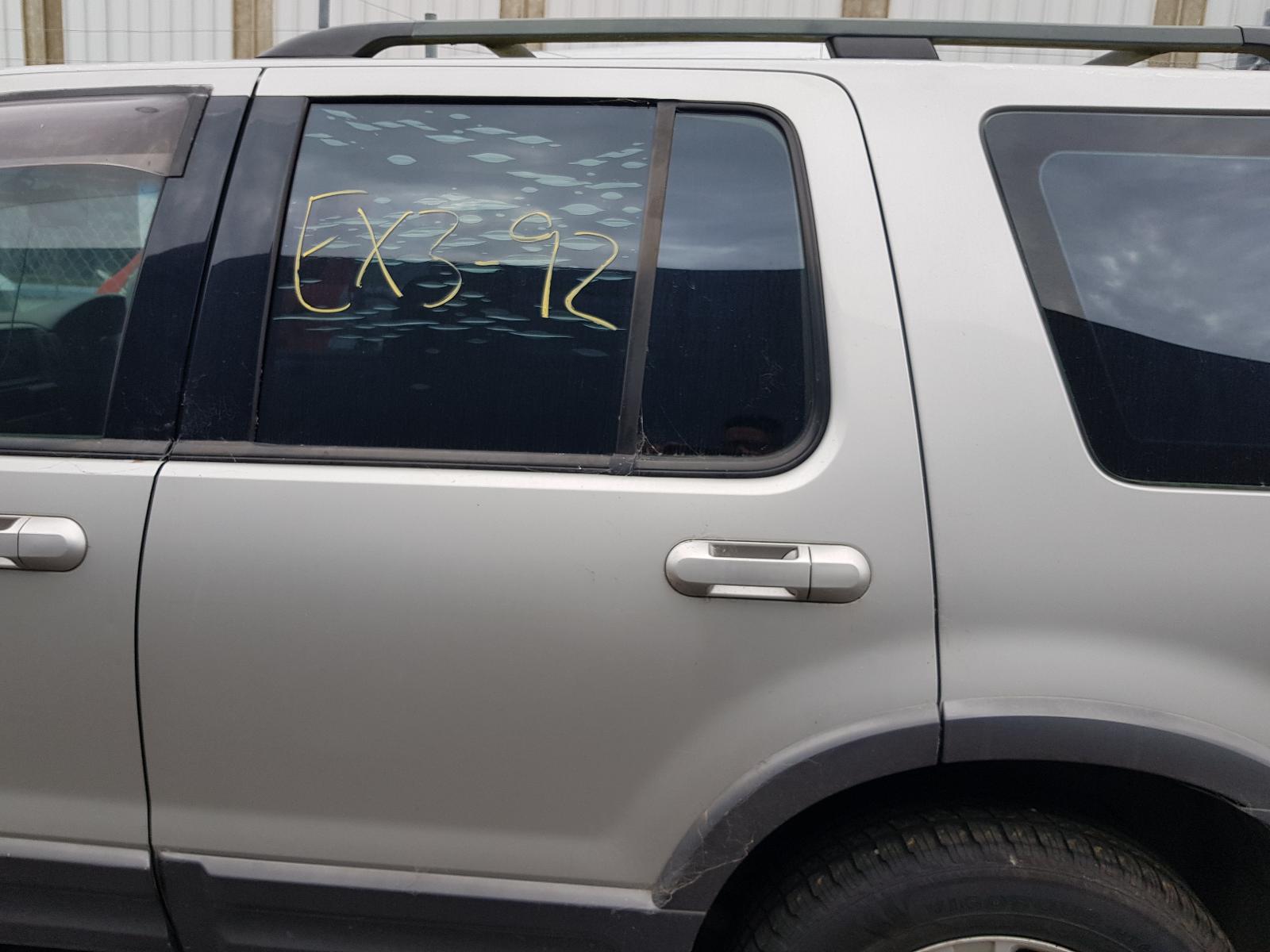 Ford Explorer - UT 2001-2005