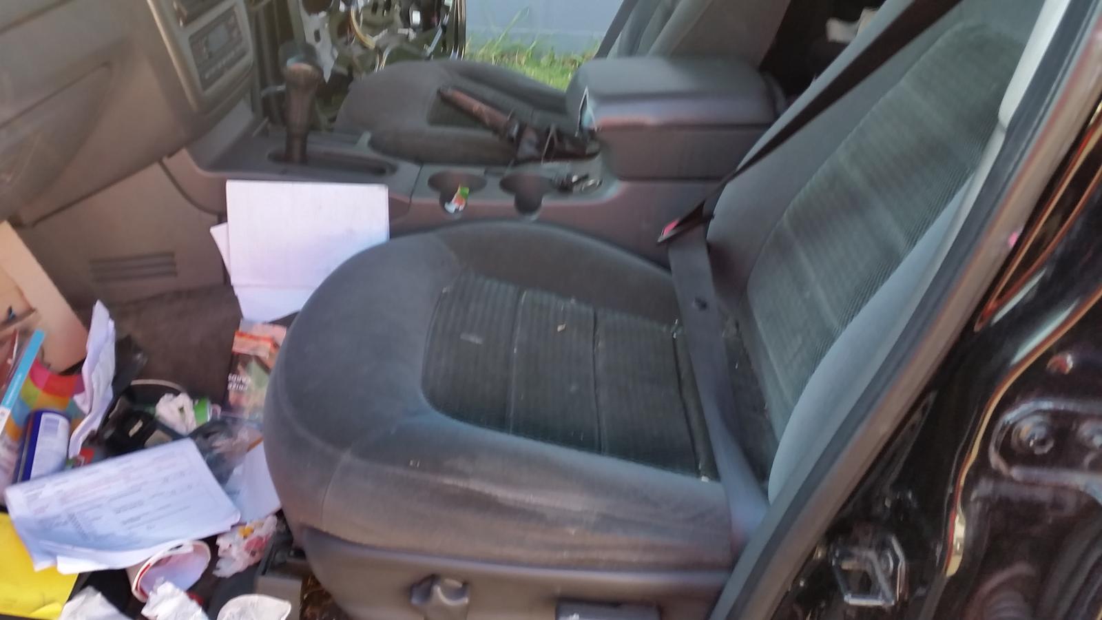 Ford Explorer - UT 2001-2005