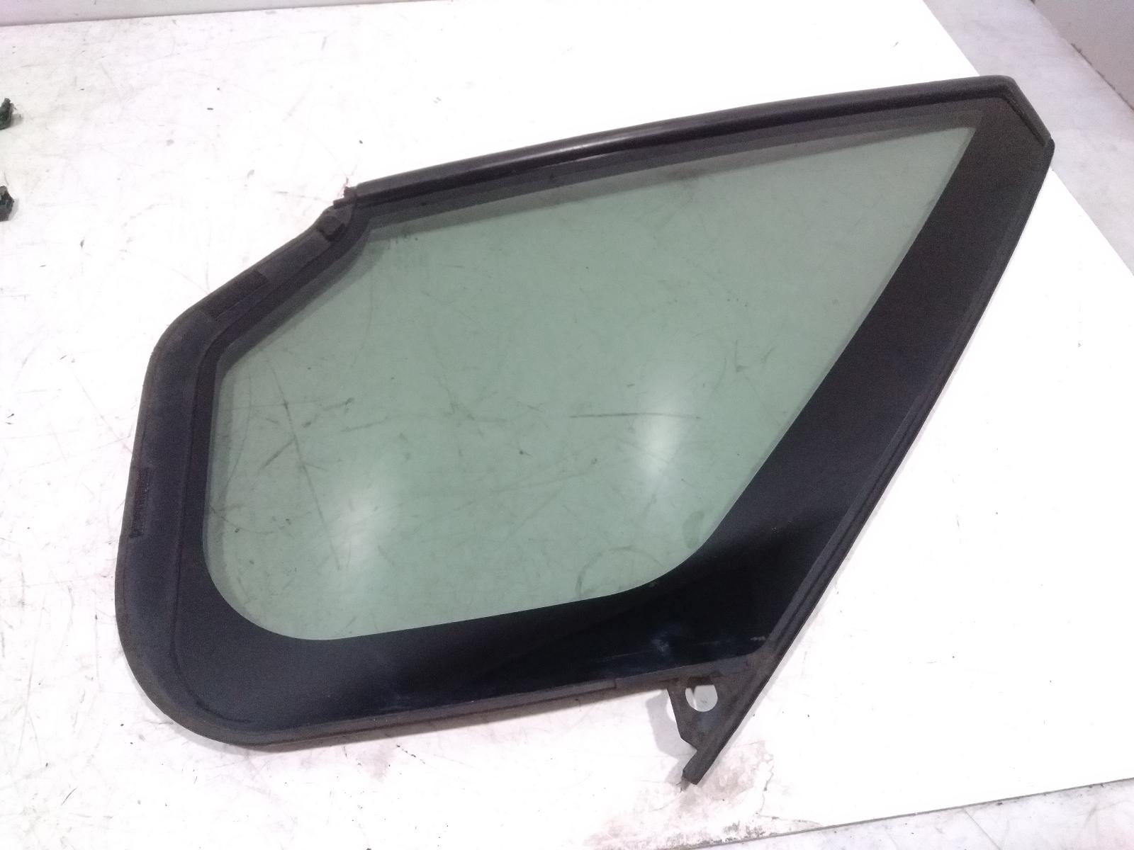 Right_Front_1q_Door_Glass