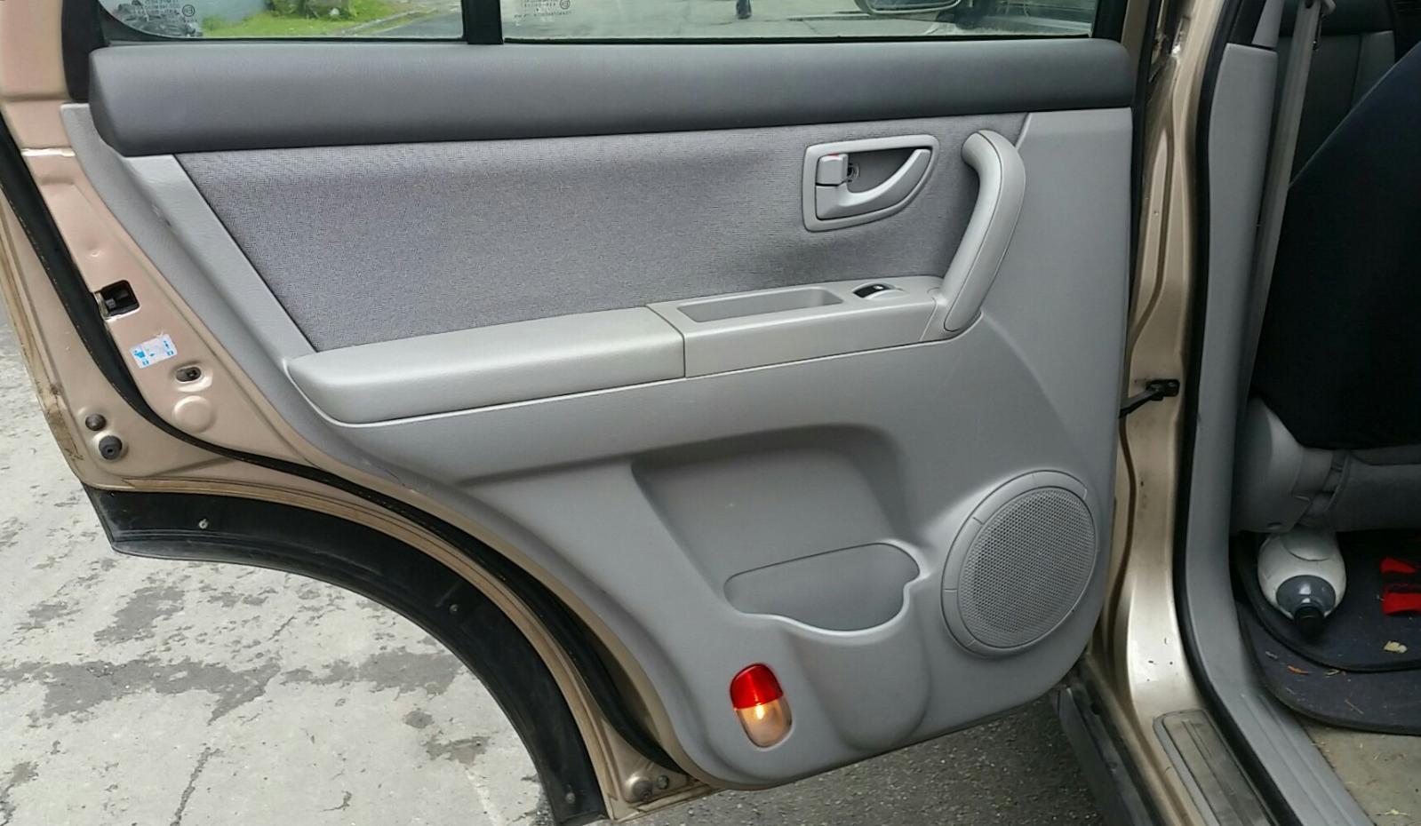 KIA Sorento - 1st Gen 2002-2009