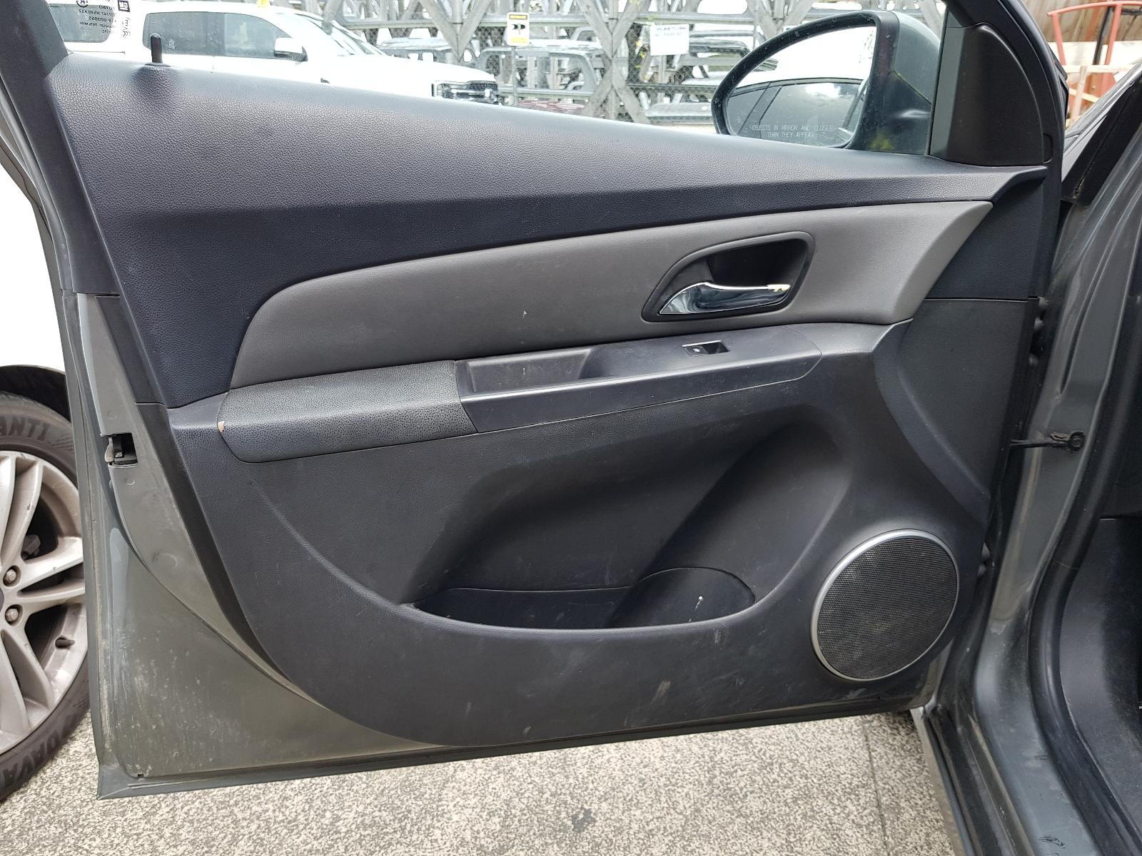 Holden Cruze - 2009-Present