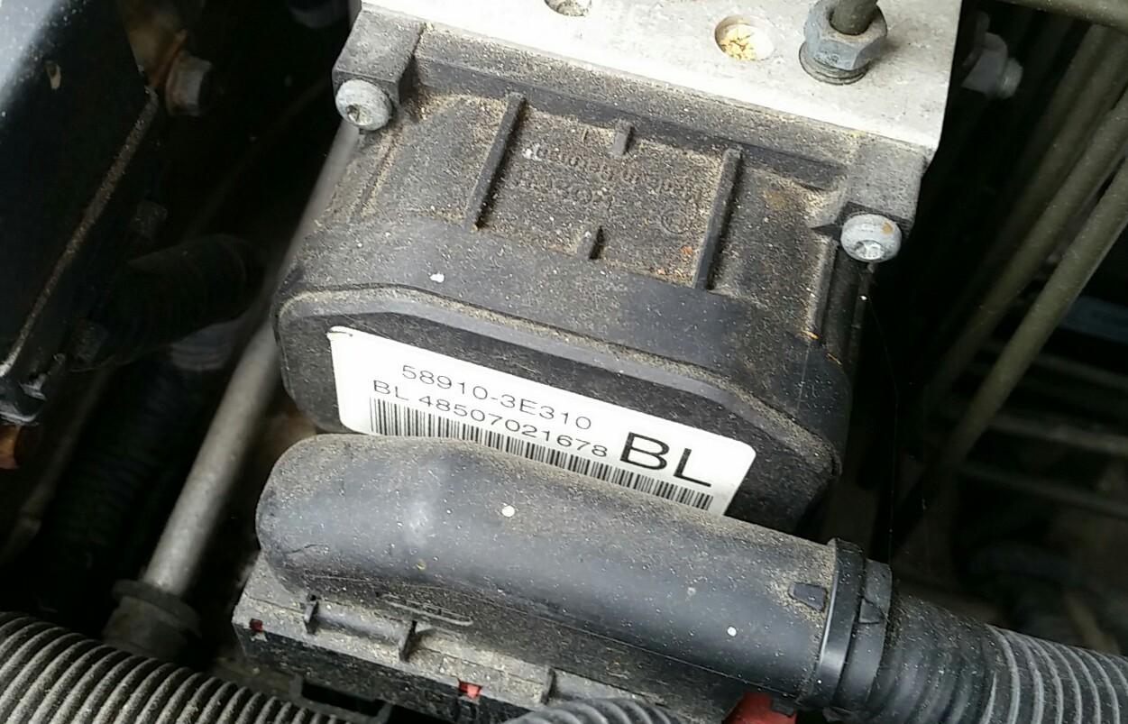 KIA Sorento - 1st Gen 2002-2009