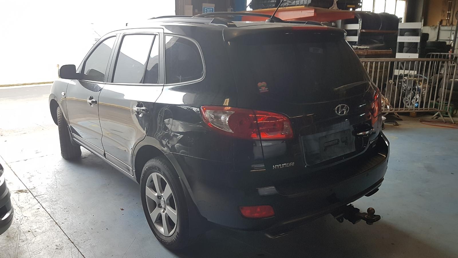 Hyundai Santa Fe - 2006-2012
